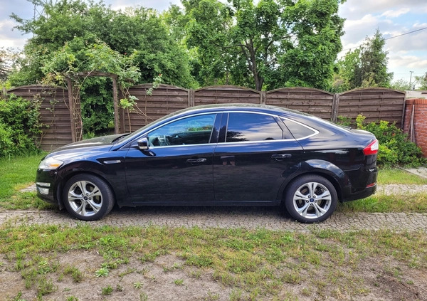 Ford Mondeo cena 33500 przebieg: 237500, rok produkcji 2012 z Poznań małe 277